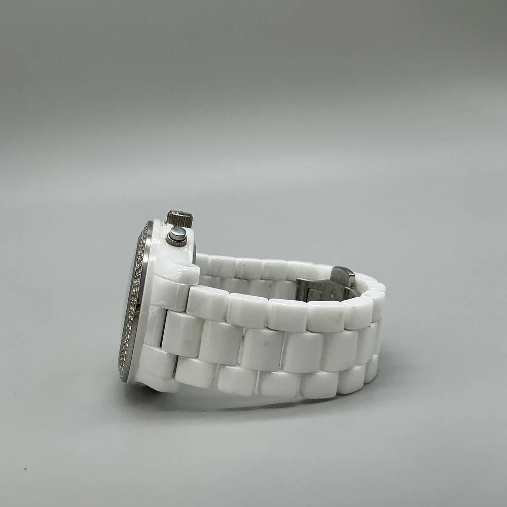 Michael Kors MK-5188 Women Watch 39mm White Ceramic Chronograph New Battery 6